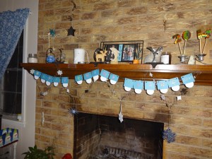 The garland we made last week at Grandma's house is now complete!